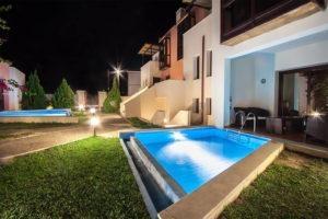 Δωμάτια με ιδιωτική πισίνα στη Σκόπελο