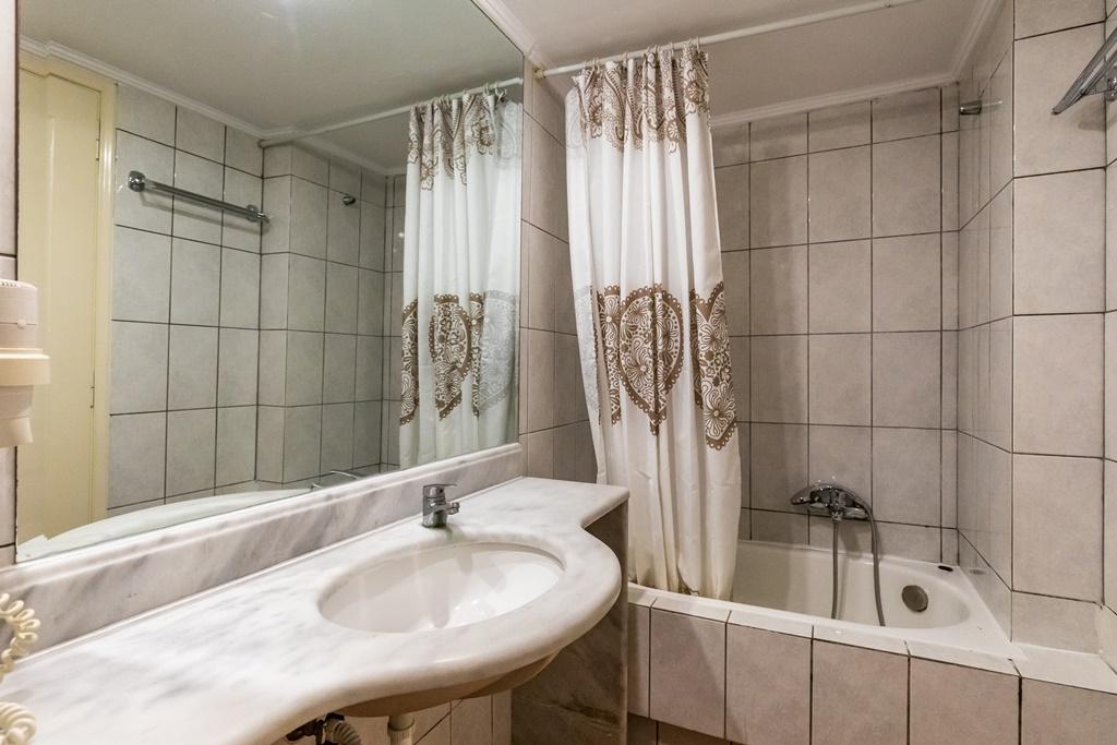 RIGAS - STUDIO B - 5